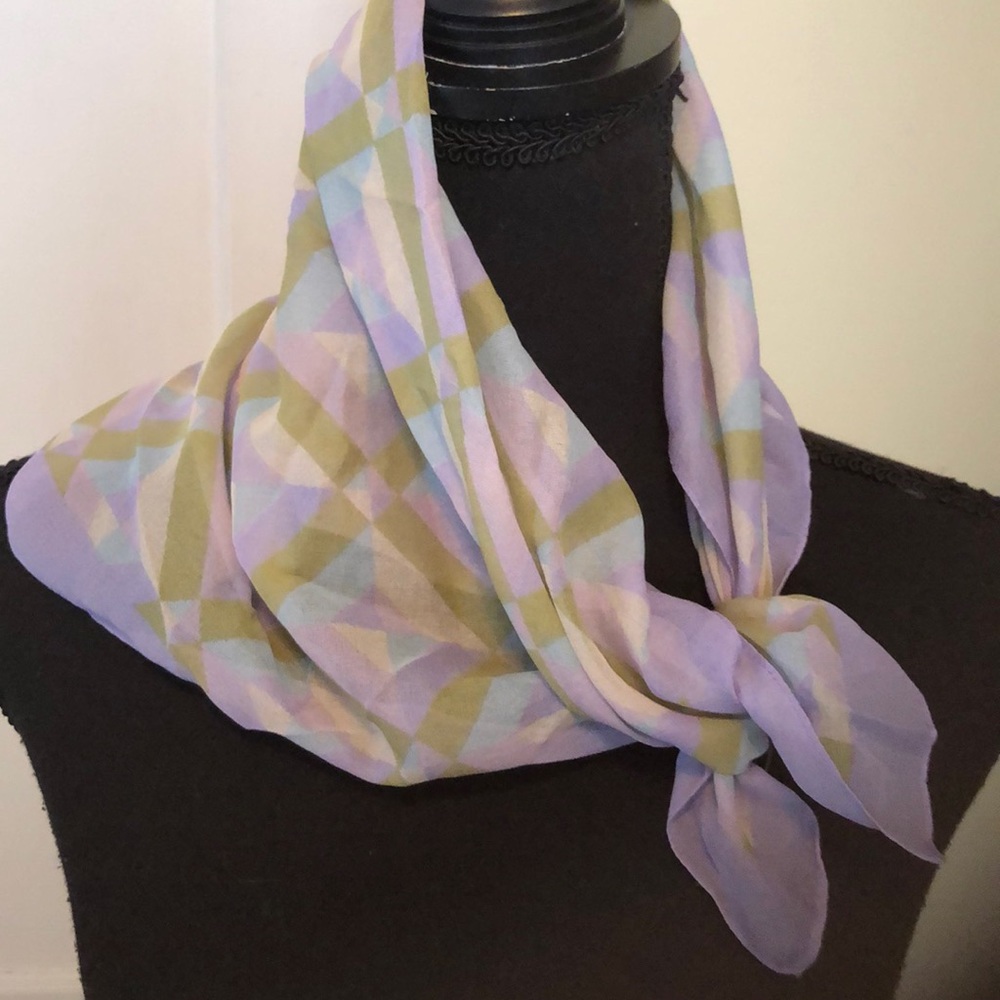 Lane Bryant scarf pastel greens and lavenders size 20”x20”
